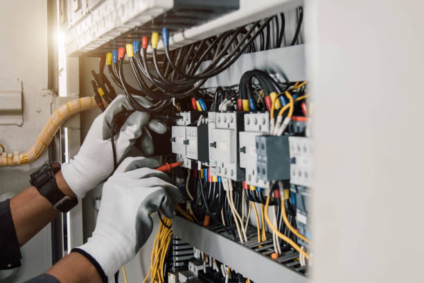 Best Ceiling Fan Installation Electrician  in Munday, TX